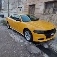 جارجر 2023 اصل sxt خليجي  للبيع   رقم بغداد انكليزي  07813869796