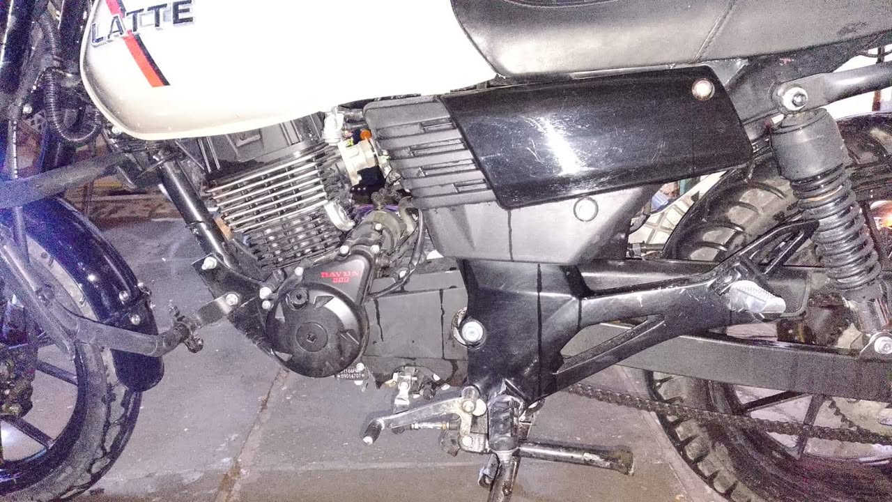 سلام عليكم دايون. لاتي اخذتها من المعرض بس مكاتبه تجي اكاتبك عليها وطيك ياها من باب بيتي الدراجه نضافه 100ب 100 انكر سلف ترايك وين ميعجبك  اطلع دراجه موديل 24 شهر 11  مكاني بغداد الحسينيه عارضها مليون 600


**إذا كنت صاحب هذا الإعلان وتريد حذفه لأي سبب، رجاءا أرسل رسالة إلى الدعم الفني**