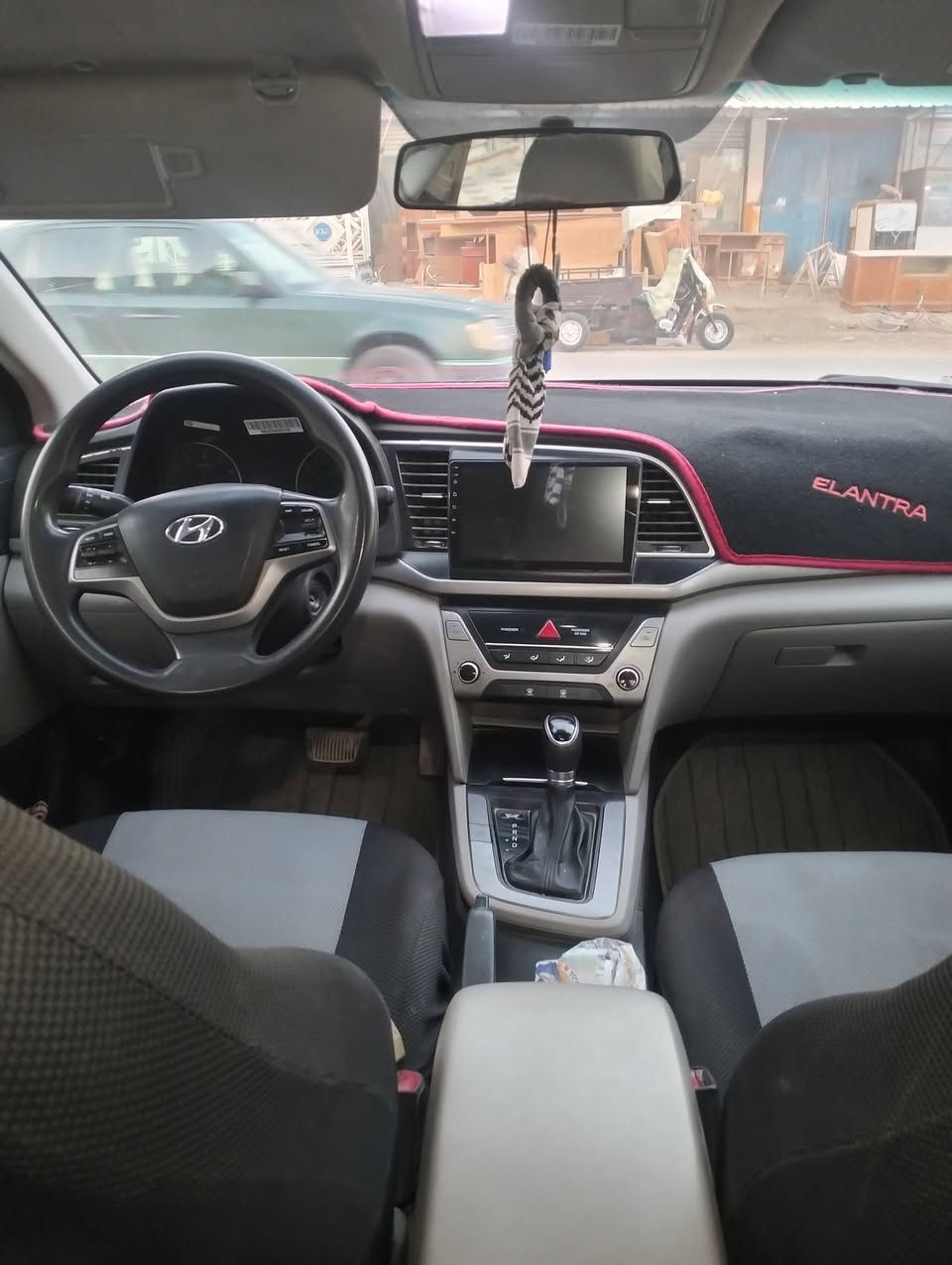 سلام عليكم لانترا موديل ٢٠١٧امريكي حادث بنيد امبدال وجاملغ بي بارد بيع او مراوس مكاني بابل ***********
