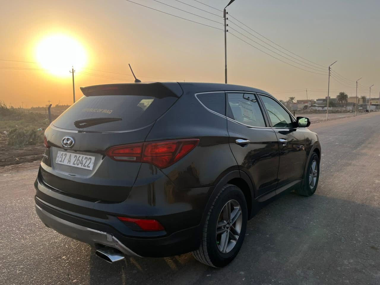 سلام عليكم سنتافي 2018 بيع او مراوس وارد امريكي مكينه GDI حجم 2400 رقم مثنى الجديد باسمي سياره جاهزه على آخر حبايه ادامه كامله تخم تاير جديد باتري جديد حداديه جيده بدون اي نقص السياره مكاني الديوانيه سونار مرفق  السعر 130 وبيها مجال بسيط 
رقم الهاتف ***********
