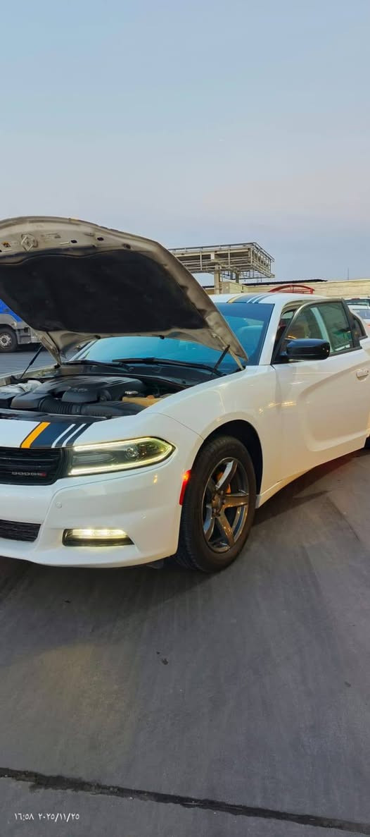 جارجر 16وارد امريكي صور حادث بل منشور لسياره جديده وجاهزة ماشيه 140مكان لسياره بغداد لشعب لسعر191//***********
