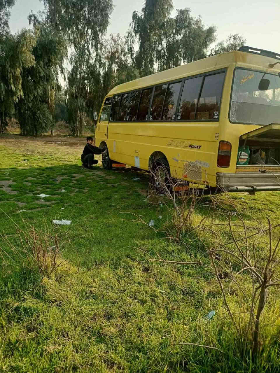 عليكم كوستر للبيع اسيا موديل 1994/
محرك كير كيه. 2700،محرك شرط اكسل شرط،/
رقمه بغداد الماني  شرط الوكاله والتحويل حصه كاز بيه/
 تواير اخو الجديد،/
 ويرمنيه من الدعميه لل دعميه شرط شغاله/
،دخل ،كشنات كله مدوشم جديد،/
 ا(لسعر 68)او بيه مجال للطيبين/
 المكان الموصل جانب الايمن حي المومون، الرقم الهاتف ***********
