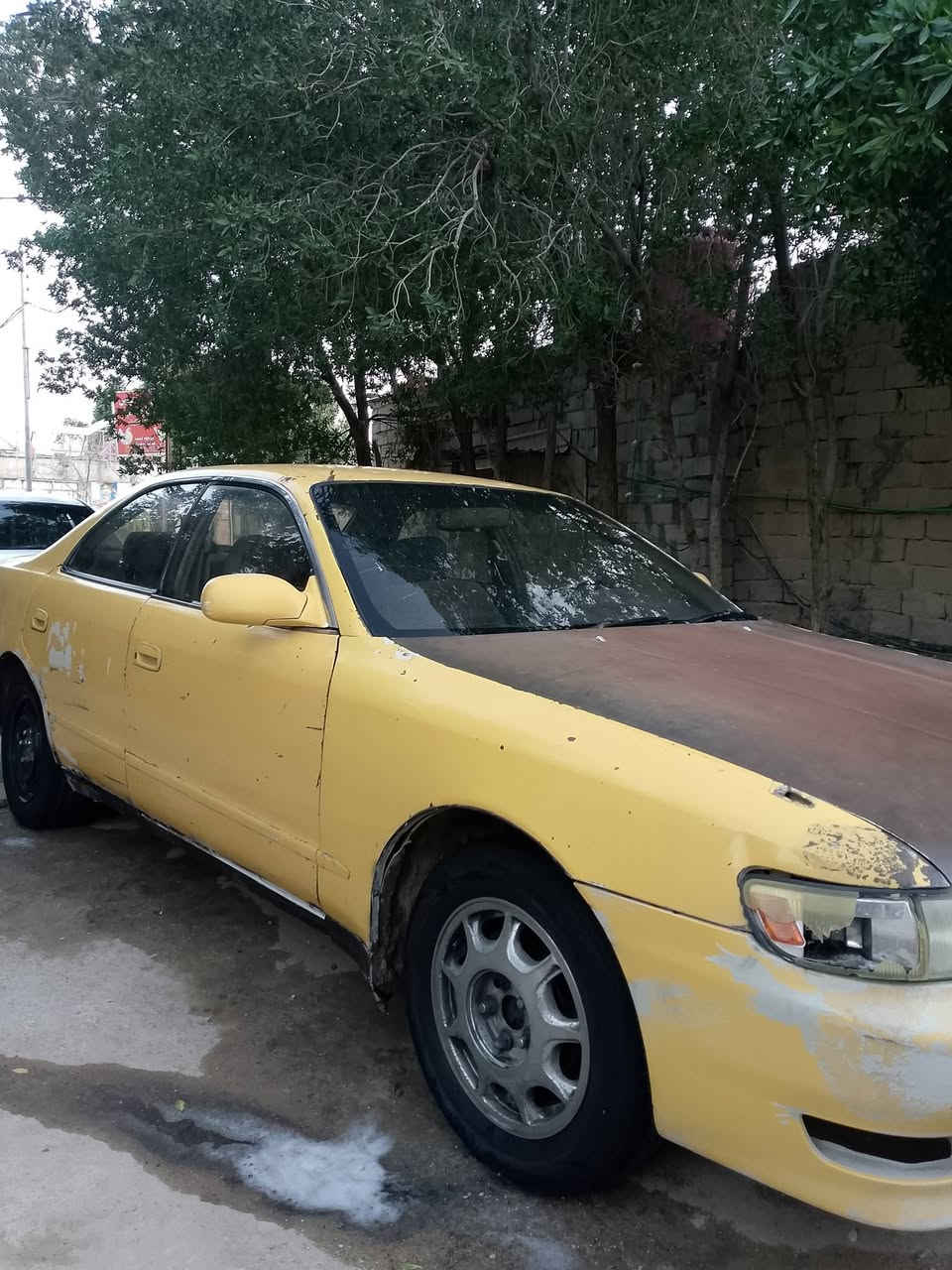 سيارة للبيع شيزر بالاصل لون ابيض محرك ونجي وكير خير من يم الله مكان سيارة خور الزبير سعر 25 وبيه مجال رقم الهاتف ***********
