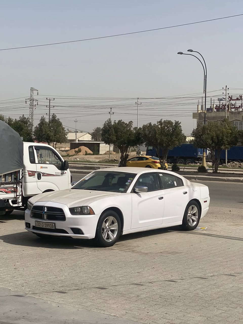 سلام عليكم جارجر مديل ١٢ للبيع
سياره رقم اربيل مميز شرط تحويل جديد سنويه ٢٨ 
سياره جاهزه عل اخر حبايه 
منضومه تبريد جديد 
ادمه بانزين جديد 
تخم تاير توني شاده قبل سبوع 
ويل كروم مال حديث 
كشنات كهرباء + حضن 
كير عصه 
مغلفه فابلون ابيض طافي  
منضومه زنون 
مكينه جديده مال ٢٠ 
كيره جديد 
حداديه ٨٠ بل ميه
غرفته جديد 
سياره حادثه جملغ وباب وجملغ خلفي  يعني بيه ٤ قطع صبغ  بيه بارد بل فخذه فقط 
سياره جديده ونصبته تخبل شوفت عينك 
مناقصه برغي مكاني كربلاء وسعره١٣٥ وبيه مجال مكو هيج سعر بيهج نضافه وبل عافيه عل ياخذه ***********
