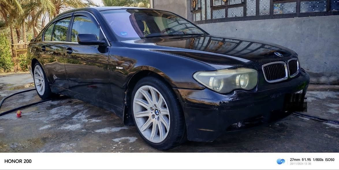 بي ام باخره موديل2002 فول موصفات دخول اصولي  ومرقمه  كركوك بس بدون اضبارة والتسجيل مفتوح السعر 75 ورقه ***********
