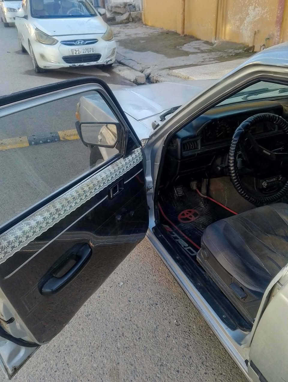 سلام عليكم كورونا 81 للبيع السيارة مكينته  جديده گير مكفول شواصي مكفوله السيارة مصبوغة جماليه تبريد ثلج رقم انكليزي  نينوى هزة سنوية لحد 2030  البيع السعر 40 بيه مجال مكاني موصل الرقم ***********
