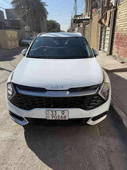 السلام عليكم 
سبورتج 2024 خليجي محرك 2000 دوش رقم بغداد باسمي رقمي انكليزي 
موصفات السياره (بدون فتحه بانوراما)
جنطه كهرباء 
بصمه 
تشغيل عن بعد 
بصمه ابواب 
شفتات سرعه 
لدات مع زينون مع ماطور تحكم لايت 
حساس خلفي امامي
شاشه دجتل مع كار بلي 
شاحن تايب سي وشحن لاسلكي
كرسي كهرباء عدد 2 الامامي فقط 
تدفئه بالكشنات
تدفئة بالستيرن 
انظمه قياده مود درايف /سبورت /ايكو/نورمال)
تبريد قطعتين امامي خلفي
مري كهرباء 
اشاير بالمري
هاند بريك دكمة
مانع انزلاق
السياره ماشيه(29570) قابله لزياده
السياره مكفوله عامه
ملاحظه/تم تبديل روجز مكينة يم شركه كيا 
جامه الصغير الي بصف المرايه مكسوره مثل مو موضحه بلصوره
سعر السياره (230)وبيها مجال
العنوان /الرصافه الثانيه /الكماليه 
رقم الهاتف (***********)
