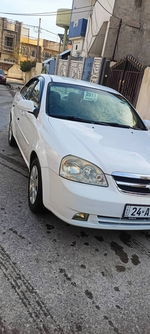 🔴 للبيع
اوبترا موديل 2011 
السيارة باسمي سنوية ورقم جديد 
السيارة كامله من كلشي فول نضافة 
🔴 كير شرط
🔴 المحرك شرط مال كصة شديتو على ايدي قبل 3 اشهر شرط مامفتوح 
🔴 تدفئة + تبريد شرط 
🔴 كهربائيات شرط 
🔴 طخم تايرات جديد 
🔴طخم السيارة ادامة كامله قبل يومين كلو جديد 
🔴 كاربون بيها 
🔴السيارة بدون ضرر شرط 
🔴 صبغ فقط شبر ونص بالباب الخلفي موضح بالصور

السعر 97 وبيها مجال 
للاستفسار اكثر الاتصال على الرقم ***********
