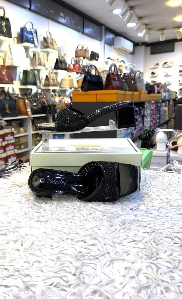 سلاو 😍👋 مرحبا 👋🧡 ANA SHOES 

جبنالكم شحط كعب  جديد 4الوان موجود  ره قم   36 37 38 39 40 41موجود 4الوان موجود
العنوان كركوك قادسيه الثانيه بدايه سايدين ابو
 خطاب  توصيل جميع محافظات
الاتصال على هذا الرق***********
