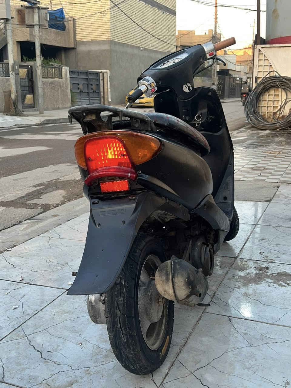 سلام عليكم
دراجه 60 للبيع 
اروح بيها للدوام راجع 
دراجه شغاله يرادلها شويه ترتيب 
سلف شغال هندر شغال 
مكان الدوره شارع 60 
السعر 175 
الرقم ***********
