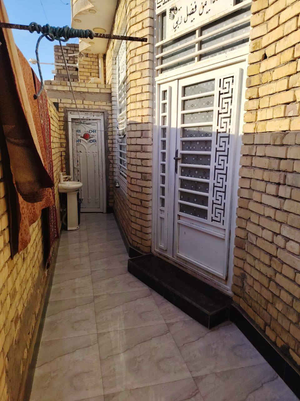 السلام عليكم دار للبيع مساحه ١٠٠متر مربع منطقة عبجيه قرب الاربع سايدات وقرب مدرسه الصينيه +روضه للإستفسار الاتصال ع الرقم ***********
