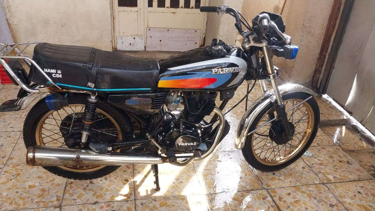 دراجه برفاز مديل 16 ادوات مكفول من السرقه رقم الشاصي و البليته موجوده بس ضايعات اوراقها الدراجه كلش حلوه مو نقصها شي ابد السعر 500و بيها مجال غير متواجد على الفيس رقم واتساب و اتصال  ***********
