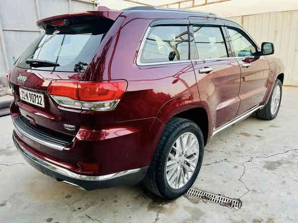 للبيع جيب سومات رقم بغداد موديل 2018 اكلين السياره بدون حادث غني التعريف عنه السومات جديده لوك السياره مكينه 3600 م ***********
