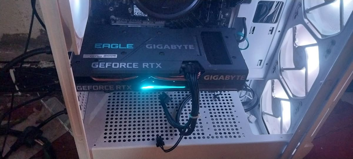 السلام عليكم
عدي كرت للبيع 
3060Ti eagle 
مكاني بغداد 
السعر ٤٢٥


**إذا كنت صاحب هذا الإعلان وتريد حذفه لأي سبب، رجاءا أرسل رسالة إلى الدعم الفني**