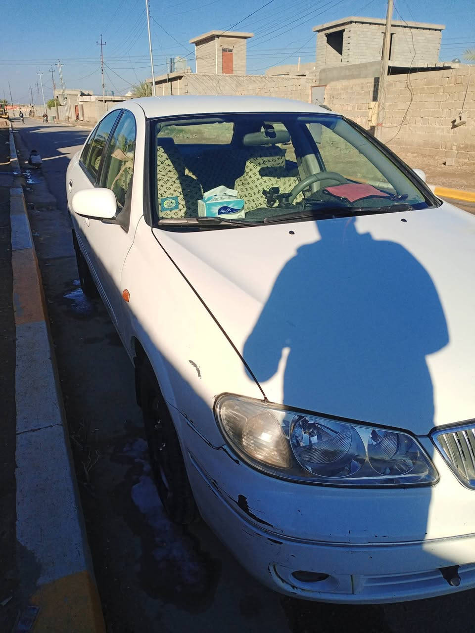 سني 2001 للبيع محور ما بيها صبغ بس البدنيد مبدل وهاي شويه بجامغ الخلفي وامامي سياره جاهزه رقم بغداد تحويل ثاني يوم السعر 73 مكان السياره الفلوجه قضاء الكرمه لتوضيح اكثر الاتصال على الأرقام التالية 
***********  / ***********
