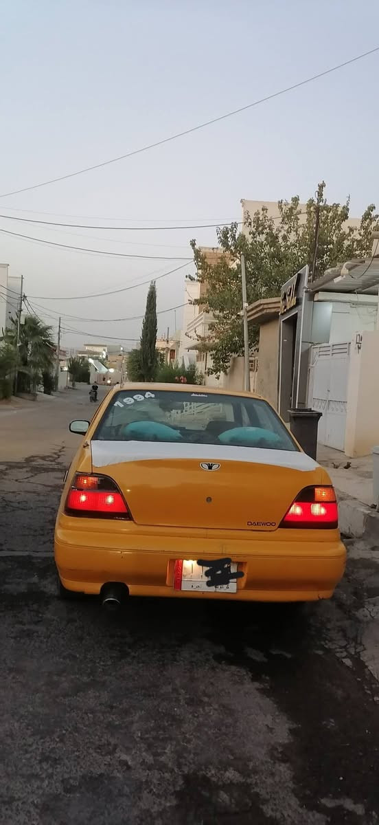 دایۆ سیلۆ
مۆدیل 1994 
مەکینە شانزەی بەخ
دەفتەربەنزینی هەیە
سەنەوی پلاستیک
چوارتایەی لۆکی لەژێرە
نرخی  26 گەڵا
***********
