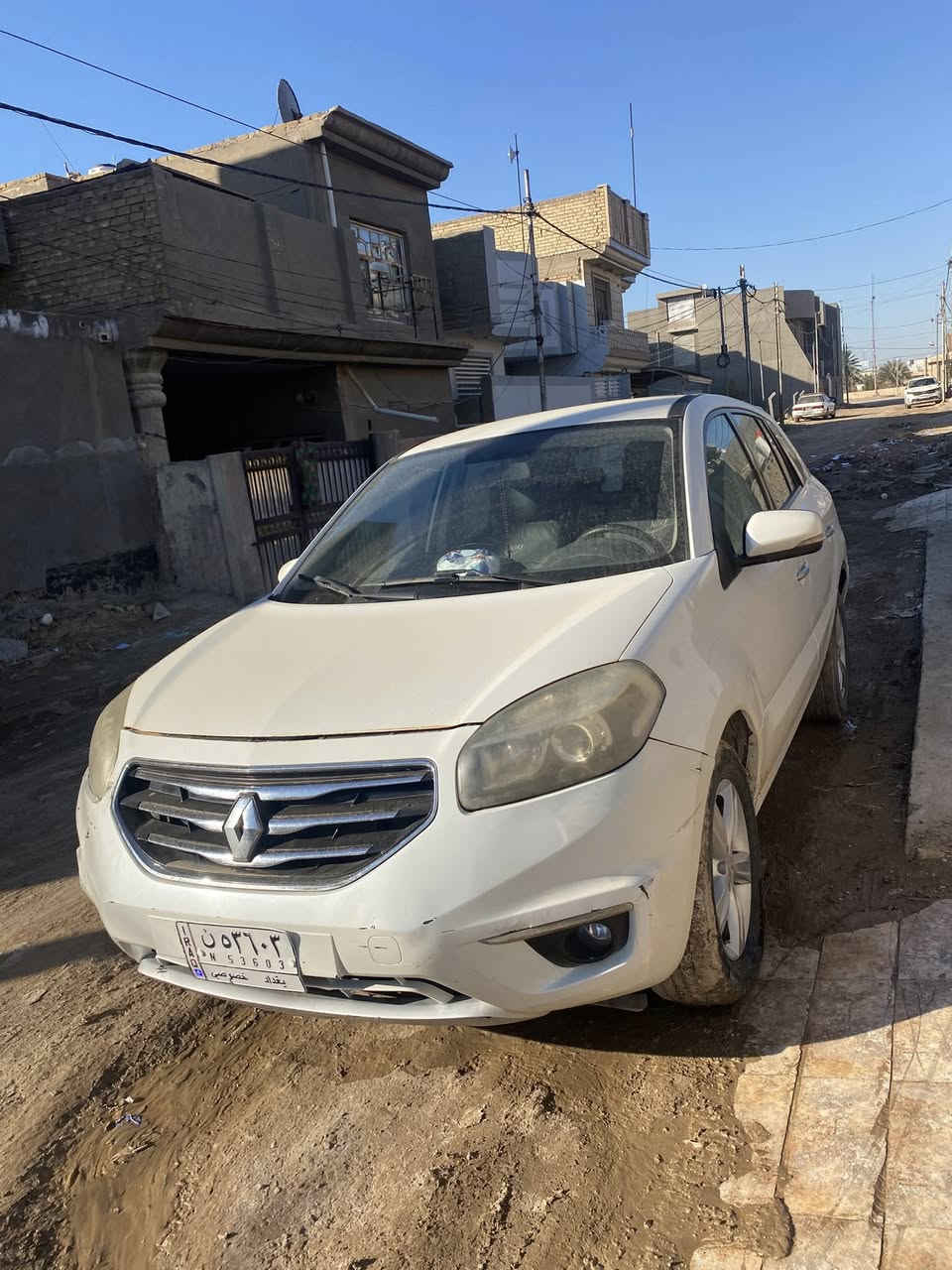 رينو ١٣ شركه عامه 
كاليوس 
كشره نظيف ماشيه فوك ال ١٠٠
بصمه محرك ٢ونص 
رقمي ***********
السعر بشده تصير اقساط وتصير نقدي
