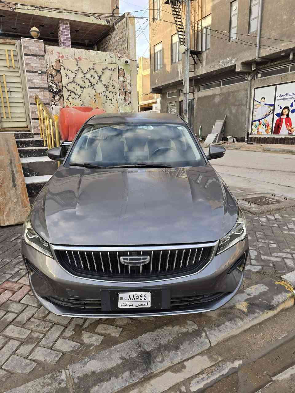 جيلي امكراند موديل 2023
بدون رقم حره تترقم جميع المحافظات 
 محرك 1500
گير اوتو
 شاشة كبيرة
قطعتين تبريد 
ويل كب 
اشارة بالمري
لد امامي + بلاجكتور
حساسات خلفي
بصمة ابواب +  بصمة تشغيل
كفاله فقط رش قبق الجنطه
سعر 90 وبيه مجال مكاني سماوه مركز المدينه 
*********** او مراوس حسب القناعه
