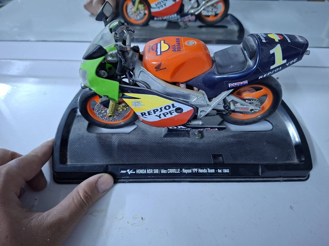 للبيع Honda NSR 500
صنع spain
شركة Guiloy قطعة أصلي 
سعر ٢٥ توصيل مجاني


**إذا كنت صاحب هذا الإعلان وتريد حذفه لأي سبب، رجاءا أرسل رسالة إلى الدعم الفني**