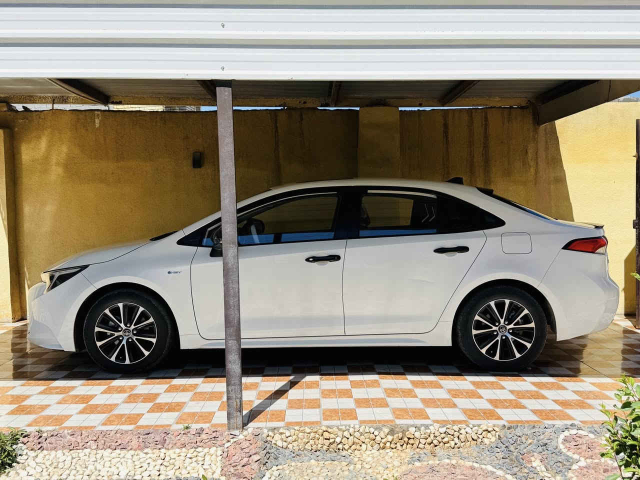 السلام عليكم
كورلا 2024 هايبرد شكل الأمريكي 
مكفوله كفاله عامه عدا ثلاث رصعات مأشر عليهن بأخر صور 
رقم بغداد الدولي تحويل مباشر 
فول مواصفات 
بصمه 
فتحه سقف 
اوتو هولد 
انضمه قياده نورمال -ايكو -سبورت 
هند بريك بصمه 
شاشه اعطال 
شاشه ديجتال 
داخل جلد احمر 
ماشيه 50 الف 
سياره جديده بعده بحاله الشركه 
السعر 141 بيه مجال بسيط 
اللاستفسار اتصال ع الرقم *********** 
العنوان الأنبار الكرمه
