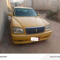 ملكة تويوتا كروان  موديل 2000 دكمه خط بغداد مكينه فيفيتي سي 9 جاهزه ال...