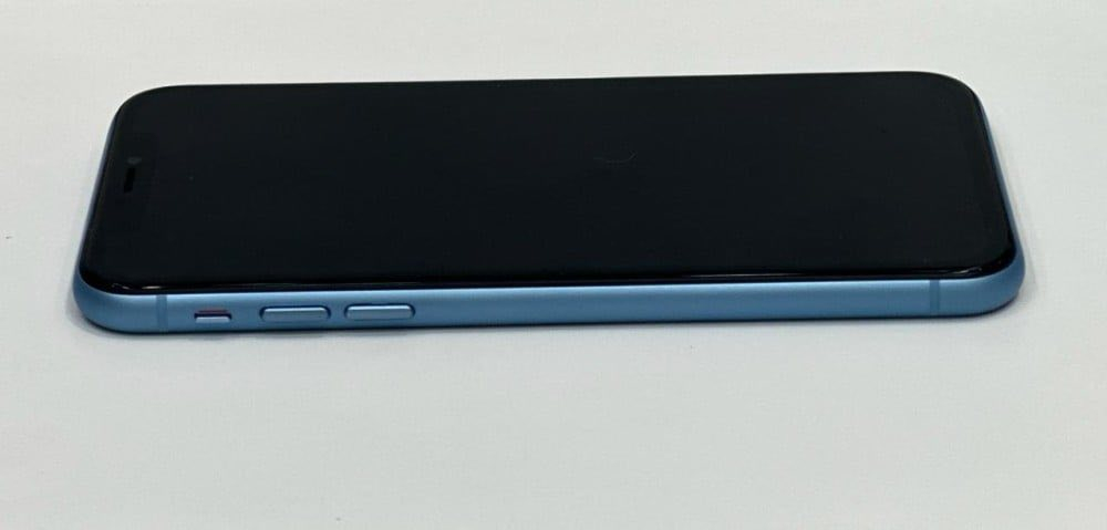 سلام عليكم اكس ار
ذاكره 128بطاريه 100مبدله 
الجهاز انضف من صوره فقط كأمره خلفيه واكفه سعره 125قفل بدون عمله أو مراوسه ونطي فرق بسيط شنو عندك نزل رقمي ***********
