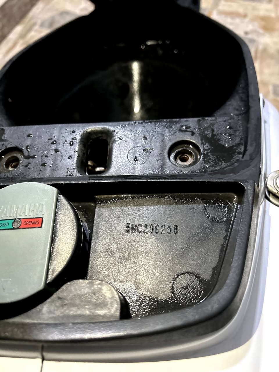 ماكس منغولي ٢٠٠٧ بلاد ختم واحد ٤٩ كفرات الاصليه نفس الختم موجودات ضامهن وصل معرض الحمداني بيها كفاله شغاله كلها نكره سلف باي وقت تريد معدلها وصل عدي ١١٠ شلعه تشك الكاع ب٧٥٠ بيها مجال حك الجيه المجال شي بسيط كربلاء شارع الدره *********** 
ختم ذيل.
ختم ركبه.
ختم صدر
ختم كاعيه
ختم مكينه
ختم جنطه.
ختم كفرات كله رقم واحد
