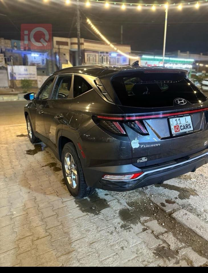توسان 2023 ماشية ٣١ الف
رقم بغداد تحويل مباشر 
المواصفات : 
بصمة تشغيل 
‏Auto hold
تبريد قطعتين أمامي و خلفي
كشنات الامامية تدفئة 
كرسي السايق كهرباء 
رادارات اربع اتجاهات 
شاشة كبير  + كاميرا خلفية
سايد بريك كهرباء 
٣ وضعيات قيادة 
الابواب بصمة مع نظام ترحيب 
تشغيل عن بعد 
نقطة عمياء + اشاير بالمري
مثبت سرعه 
تحكم ستيرن  
حادثها بسيط 
صورة الحادث مالتها موجود بالصور 
السعر ١٧٦$
واتساب / ***********
