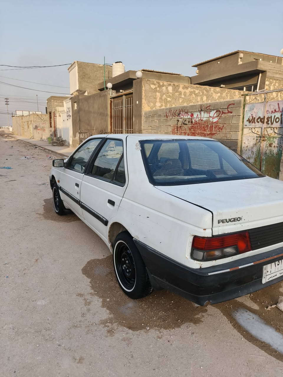 سلام عليكم للبيع بيجو روا مديل 2009
للبيع سياره بيجو روا 2009 لون ابيض مكينه جديده
تخم تاير ابو الخطه حته السبير ابو الخط جدد صالنصه واكزوز
جديده شواصي شركه كفاله تبريده شغال مكفوله من الضربه والمعجون كهربائيا كله شغاله اشير وبكلايتات جدد سياره حلوه
دواخله حلوه سعر 25 وبيه مجال مكاني نجف رضويه
راعيه جيراني *********** خادم للطيبين
