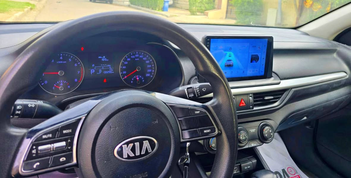 كيا سيراتو خليجي 2019
السلام عليكم ..
🌟🌟🌟
سيراتو خليجي موديل 19 ... محرك 1600... السيارة نظيفة جدا ... مواصفات اعتيادية ... لون نيلي مميز ... ماشية 135 ألف كم ... مكفولة من الصبغ ... بيه مكانات بارد بسيطة و كما موضح بالسونار المنشور بالاعلان ... كير و مكينة مكفولات ... حدادية جديدة ... السيارة حلوة و نظيفة و ما بيها اي نقص ... رقم شمالي بأسم ( عربي ) يسكن في بغداد ... تحويل أو وكالة ( حاضرين ) .
🌟🌟🌟
سعر السيارة 140 بي مجال للجناي .
🌟🌟🌟
للاتصال ☎️ ***********
