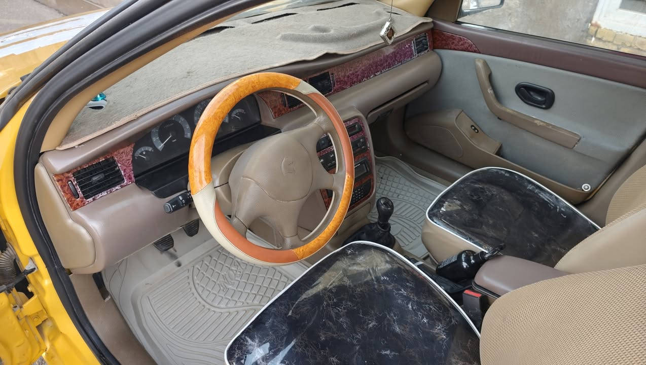 سمند 11 رقم احمر عليها هيئة وغرامة 300 فقط 
كير مكينة ضربة حدادية كفالة 
السعر 29 ورقة 
*********** إتصال او واتساب 
الخاص مفتوح
