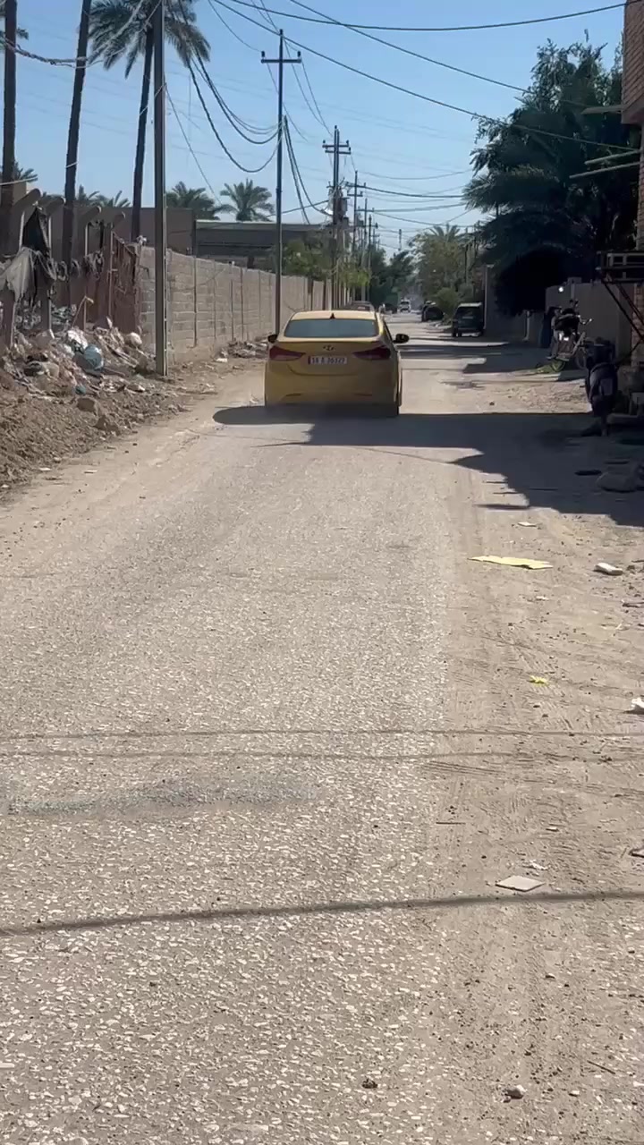 السلام عليكم هيكل طابو زراعي كافة الخدمات تبليط مدارس الموقع روعه شارع الاطباء خلف مدرسة الفرات الهيكل ركن 100 متر التفاصيل داخل الفديو ***********
