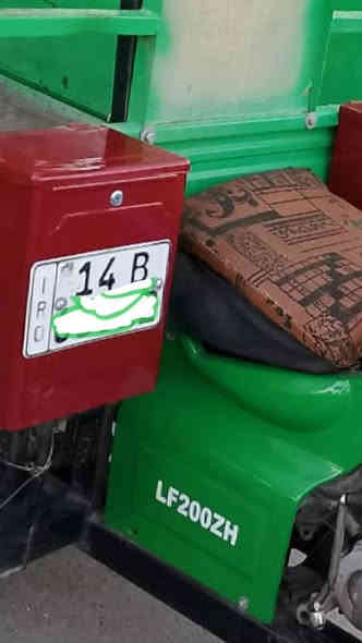 السلام عليكم ستوته فرس للبيع مديل ١٦ رقم وسنويه باسمي للستفسار ***********
