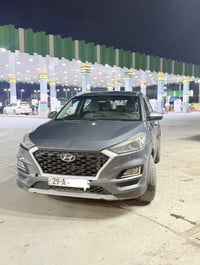 بيع مستعجل  توسان 2019 وارد امريكي سونار مرفق مع الصور  مكينه دوش 2000...