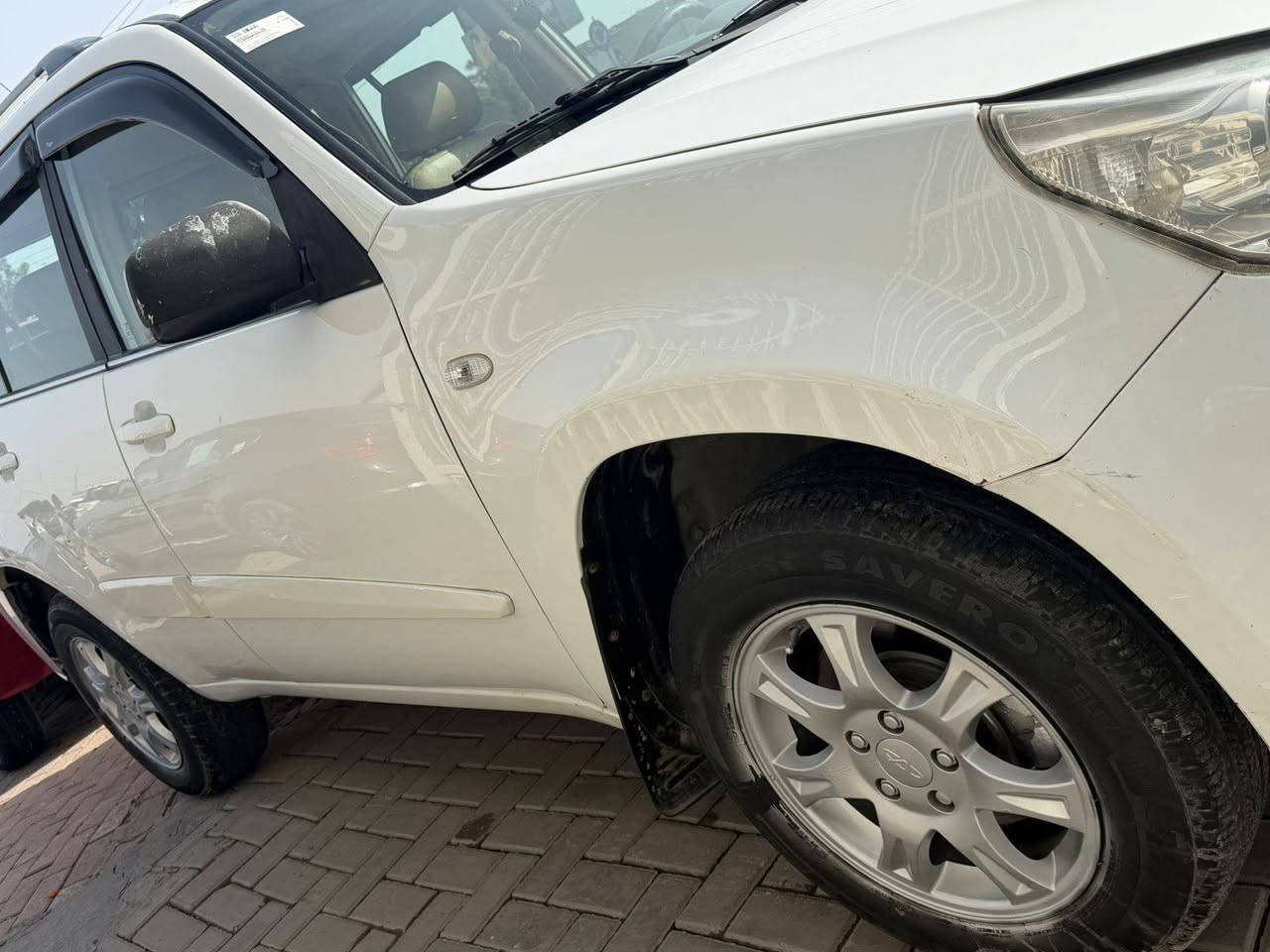 السلام عليكم 
للبيع تيكو . موديل ٢٠١٢ . رقم بغداد إنكليزي بسمي . كير ومكينه مكفولات بلاديات . مكفوله من الحادث . بيها صبغ بالجاملغ والباب جهة اليمين بدون حادث . شاشه أندرويد .تبريد شغال . سياره نظيفه . السعر ٦٠$ وبيها مجال حك الجيه 
العنوان بغداد الجديده 
***********.
