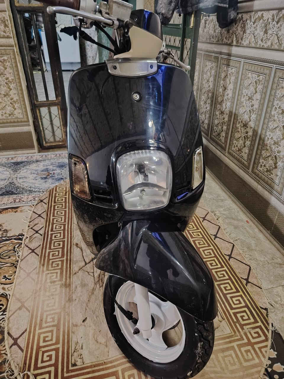 السلام عليكم بوليس كارتون البيع 2008 دراجه سلف هندر بكل وقت كلشي شغال معدل شلعه تخبل كفر بلادي سمائي وتجاري اسود وداخل اسود بلادي كريمي تجاري وبيه كاسحه وتجوه حيل نضيفه بيه دواخل ثنين كفرات ثنين مكاني ميسان علي الشرقي اذا من مركز مدينه تكدر ترجع بيه لهلك  الدراجه وراق كامله شراي اتصل وبخدمتك السعر مليون الرقم ***********
