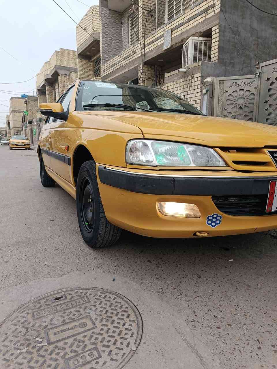 السلام عليكم بارص موديل 2015 سيارة بسمي مصفرة مكينه وكير مكفولات  كلج جديد صدر جديد تبريد شغال مكفولة من الضربه والتبديل صبغ شي قليل بيه السعر 53بغداد العبيدي الرئاسة ***********
