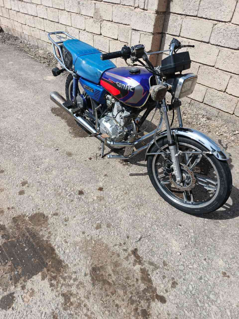 سلام عليكم دراجة سيفان للبيع موديل 22مكفوله كفاله عامه كهربائيات كله شغاله اي نقص مابيه السعر 550خاص ماكو اتصال ‪***********‬‏مكاني الخالص
