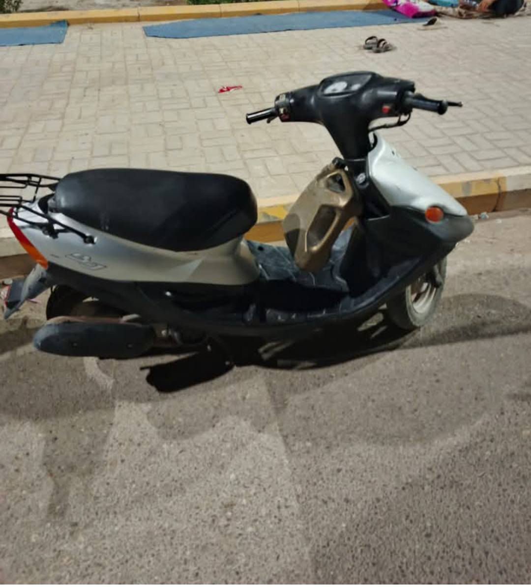 سلام عليكم.
دراجة بيجي للبيع . محرك مامفتوح . دراجة محركهة نضيف . كهربائيات شغالة دراجة نضيفة .   السعر  450 وبي مجال بسيط


**إذا كنت صاحب هذا الإعلان وتريد حذفه لأي سبب، رجاءا أرسل رسالة إلى الدعم الفني**