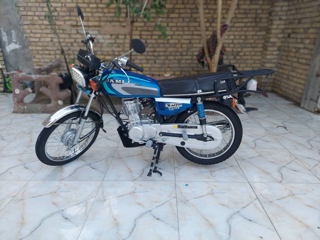 نامه شلامجه ٢٠٢٣ طالعه بل ٢٠٢٤ شهر ١١ يوم ٢٥ يعني بل ٢٠٢٥ دراجه ضلت مضمومه ٦ أشهر ماشيه سبع تالاف
رقم وسنويه احولك نفس اليوم الدراجه طلعته من مجمع الكرار ب مليون و ٧٥٠ ورقمت ب ٥٥٠ صارت عليه ب بمليونين و ٣٠٠ غير كراويه  اقوه طلعه اله ١٠ كيلوات الشراي بيش تفيدك خابرني او تراسلني  وهاذ رقمي بيه وتساب ***********
