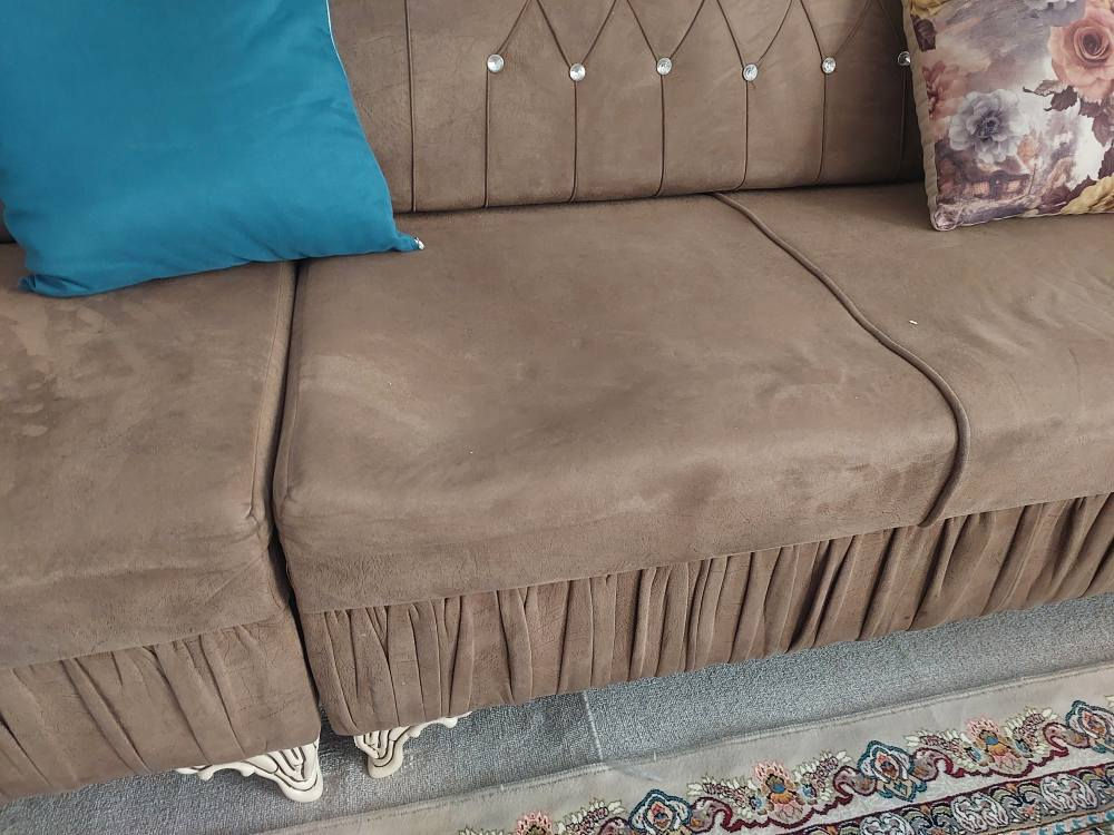 ئه م تاققم ئیڵە Lبۆفرۆشتن 9نە فه رییە سعر 140000شوین سلیمانی بۆزانیاری زیاتر په یوە ندی بکە ن *********** السليمانية, العراق
