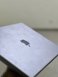 M1 Pro Max • ١٦ بوصة • ذاكرة ٣٢ جيجابايت