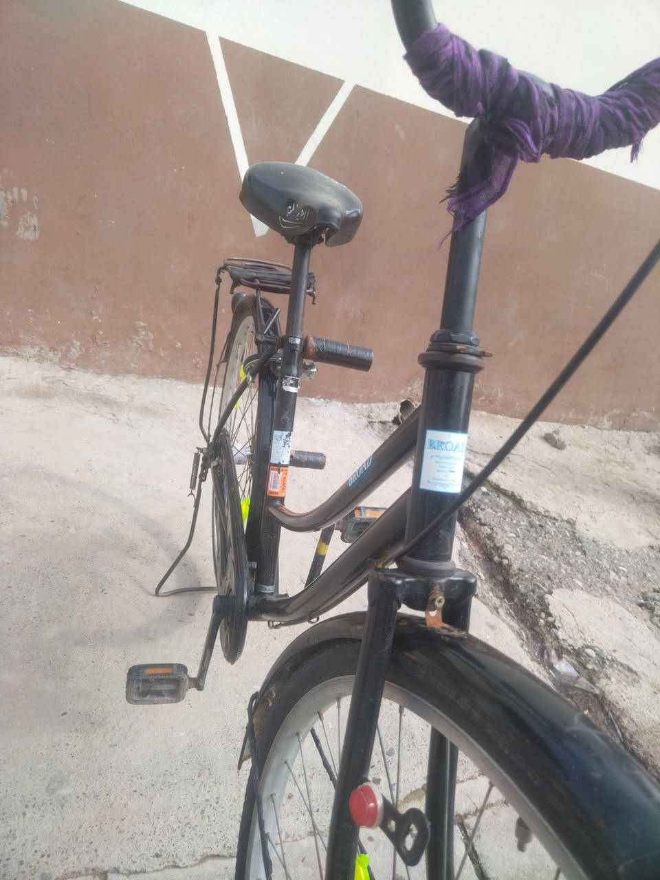 بيسكل لوان اسواد لالبيع سعر 70 اليريد يرسلني خاص


**إذا كنت صاحب هذا الإعلان وتريد حذفه لأي سبب، رجاءا أرسل رسالة إلى الدعم الفني**