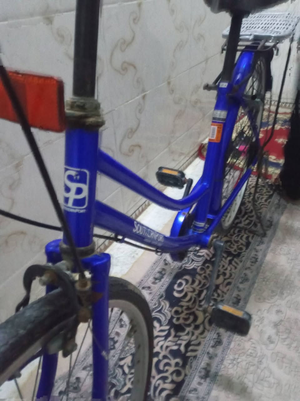 بايسكل بنات للبيع حجم 26 موديل 18 بايسكل نظافته 100% المكان بدامون ***********
