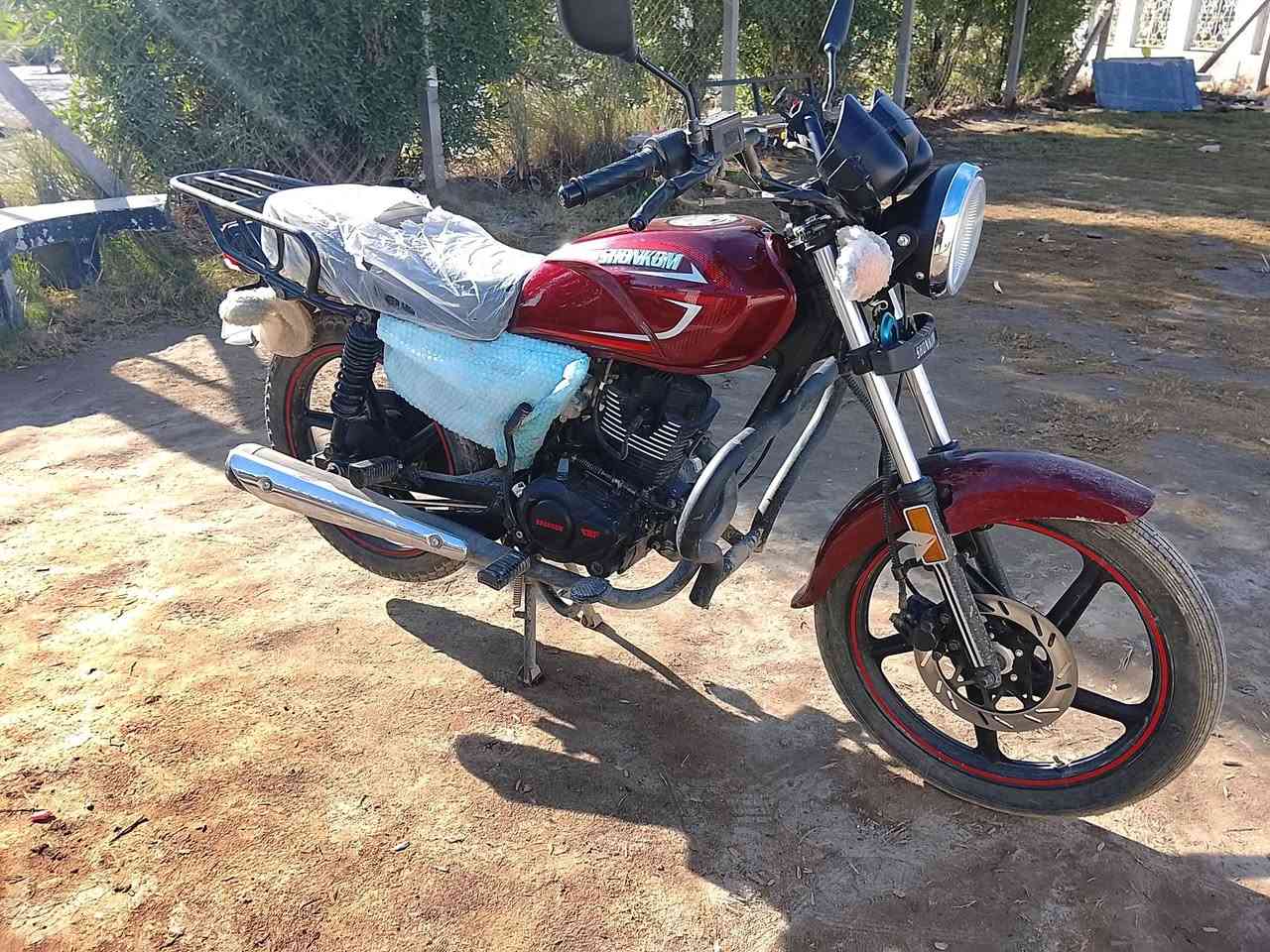 شاينك 26
دراجه صارله 20يوم من طالعه وصله موجود وبي تاريخ 
وما طالعين بيه 
سعره ٩٢٥

مكاني بابل سده الهنديه 
***********
