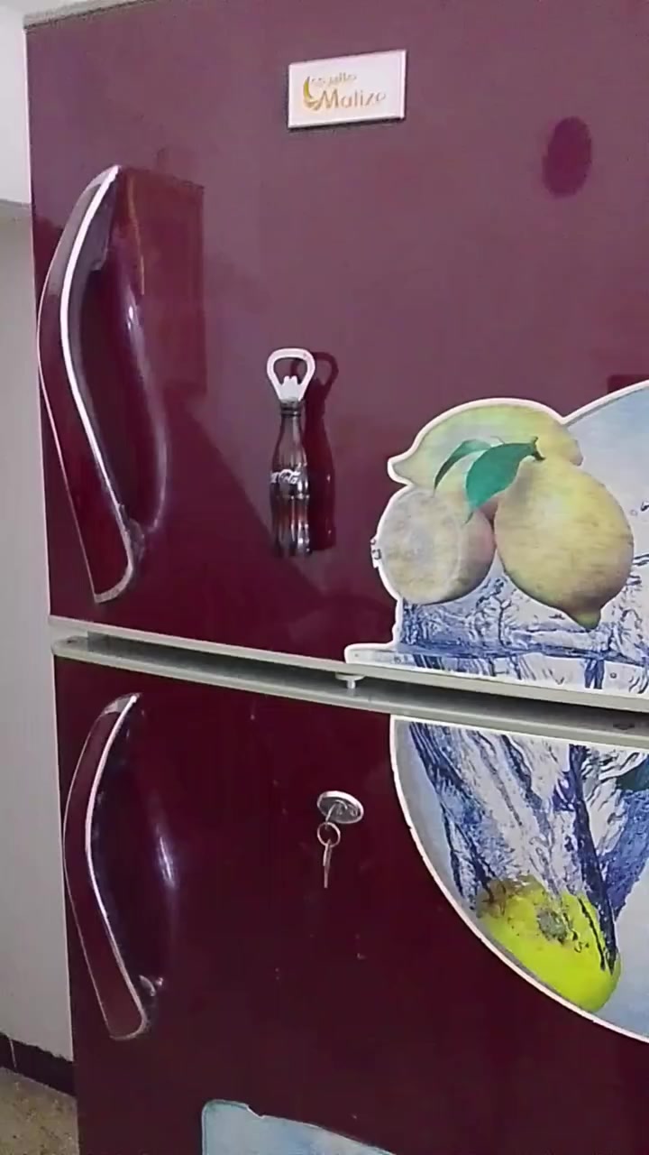 للبيع السعر 200 الف
عل فحص
***********
بغداد حي الرحمه
