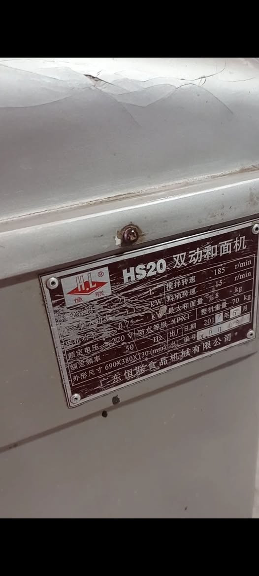 حجانة لولبي  ٨ كيلو عتا ١٠ كيلو كربايي سنكل جدر يفتر
*********** واتساب ***********
