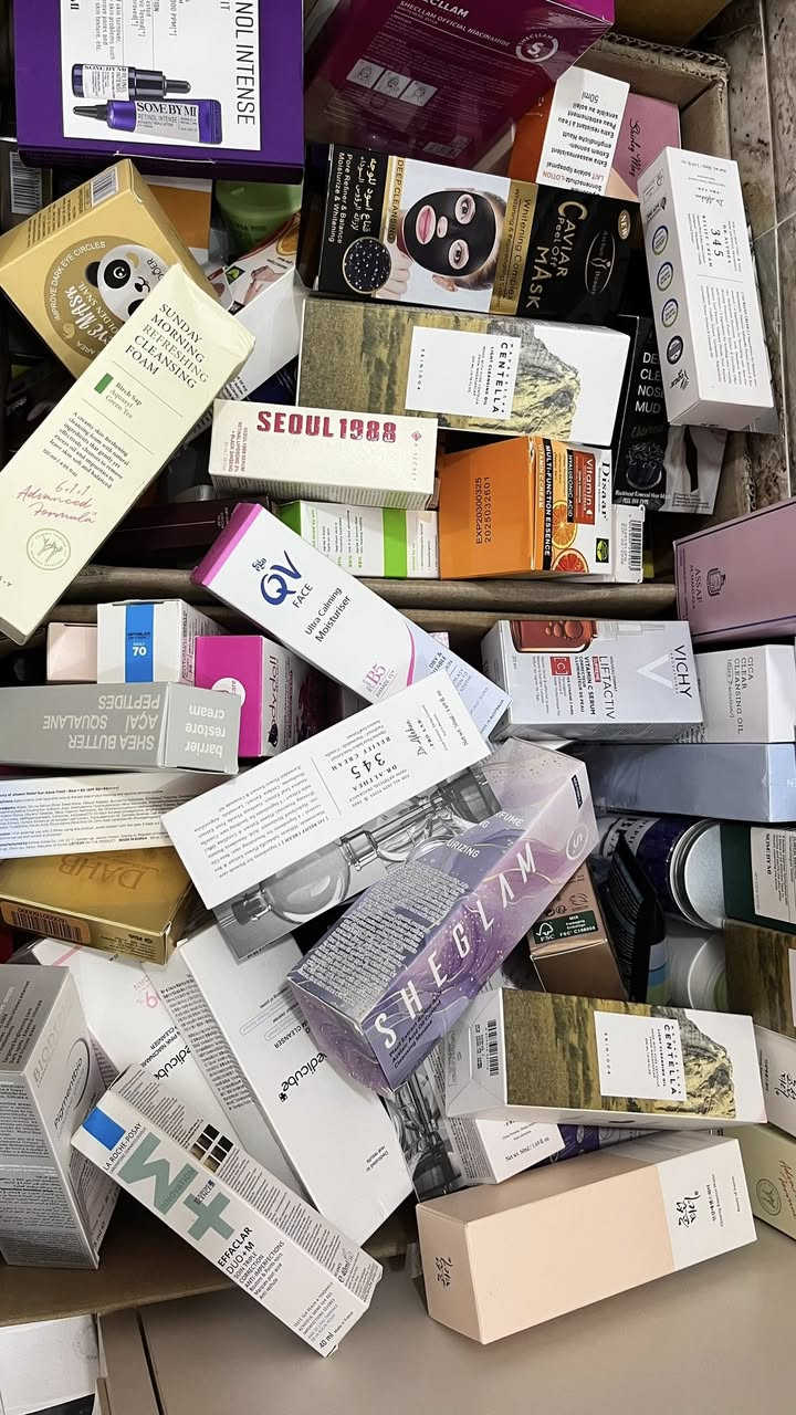 عناية بالبشره والشعر والجسم المنتجات اصليه شرط الفحص توصيل ٣ الاف لجميع محافظات الاسعار متتعده ١٠ الاف


**إذا كنت صاحب هذا الإعلان وتريد حذفه لأي سبب، رجاءا أرسل رسالة إلى الدعم الفني**