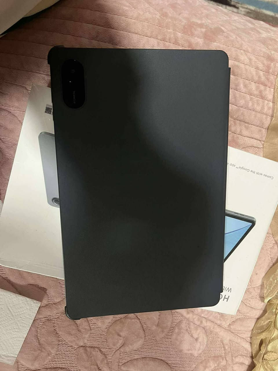 السلام عليكم
Honor Pad X9
 تابلت هونر باد X9؟
 شاشة 11.5 إنش
 128GB مع كفر هدية –
شاشة 120Hz -
 معالجSnapdragon 685
 تخزين، 128، و6 مكبرات صوت ستيريو لصوت محيطي 
بطارية 7250mAh تدوم طويلً 
مشحون مره وتحده 
ويدعم الشحن السريع

مشحون مره وحده

السعر💥

 ***********
