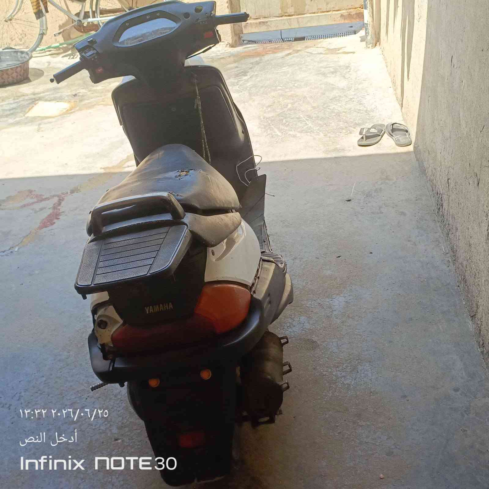 السلام عليكم دراجه فراشه 140دراجه نضيفه كلشي مناقصها كابريتا جديده تايرات زوج جدد سعرها 200مكاني ابو غريب الحصوه ***********
